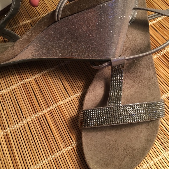 STYLE & CO SILVER RHINESTONE T ANKLE STRAP WEDGE - Picture 4 of 8